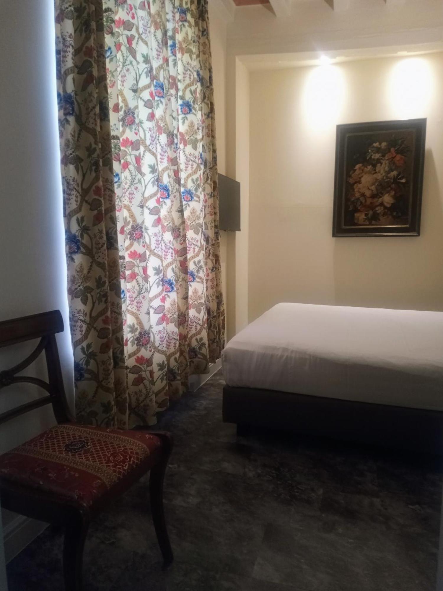 Kolmojen Hotel Sint-Truiden Ngoại thất bức ảnh