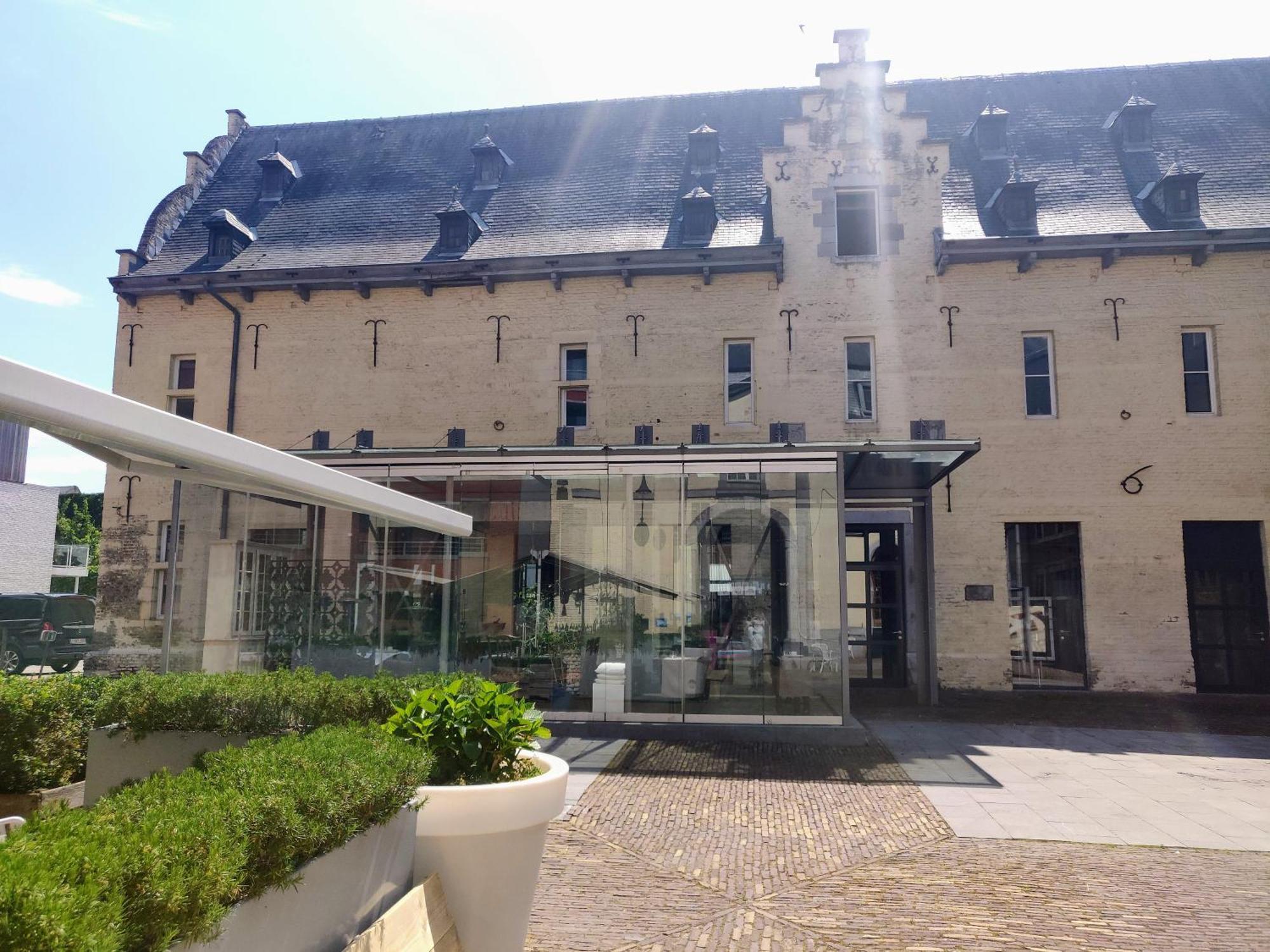 Kolmojen Hotel Sint-Truiden Ngoại thất bức ảnh