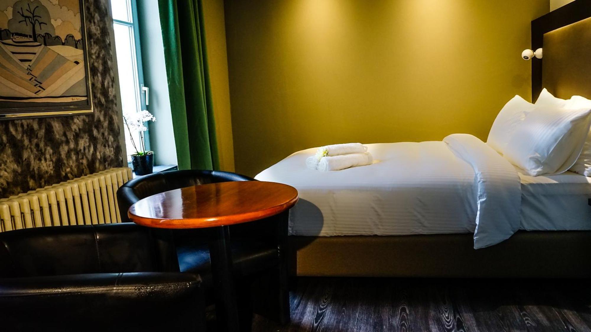 Kolmojen Hotel Sint-Truiden Ngoại thất bức ảnh